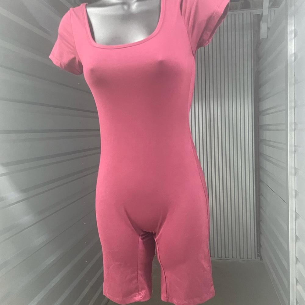 Romper - Picture 2 of 3